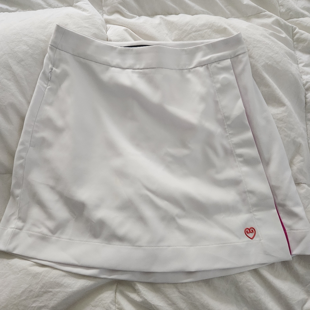 G/FORE White Women's Golf Skort with Pink Accent